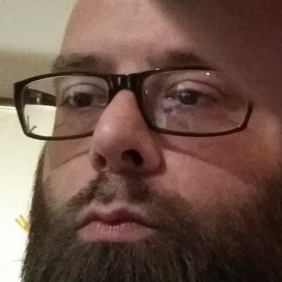 Meet your Posher, Rob - Picture 1 of 1